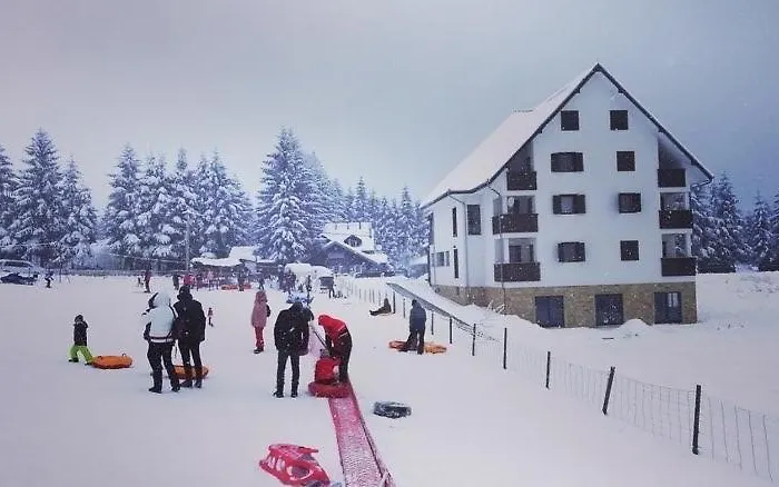 Apartmani Vila Goc 아파트 고츠