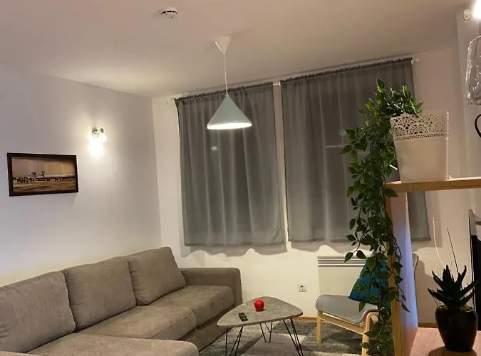 Daire Apartmani Vila Goc Goc