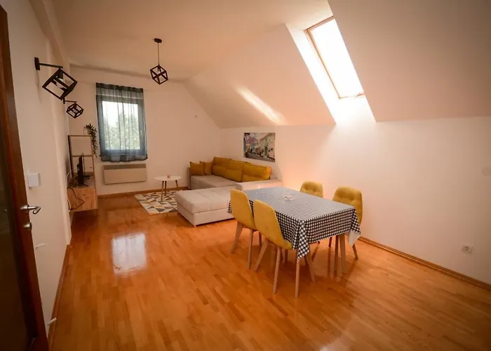 Daire Apartmani Vila Goc Goc